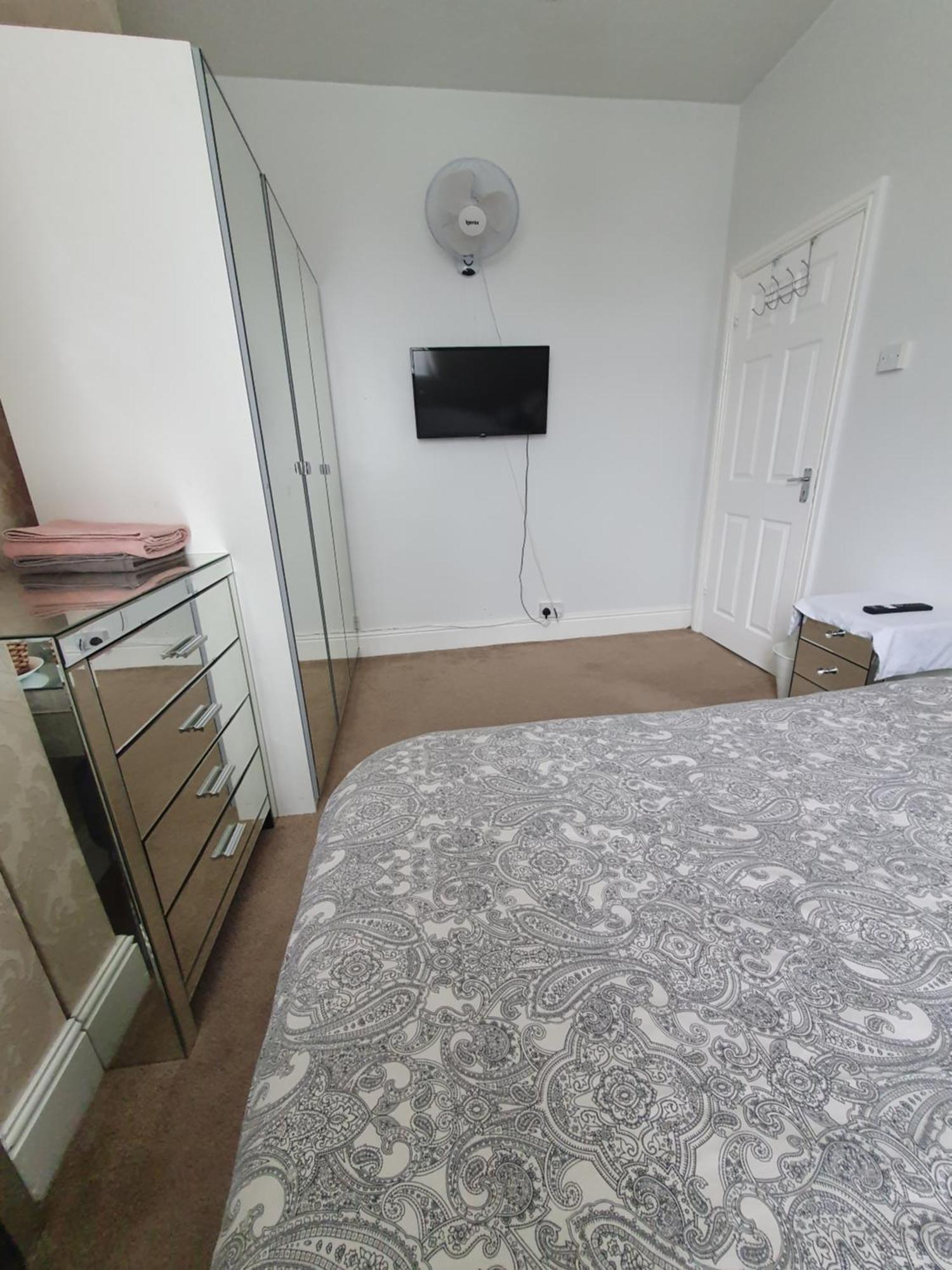 Private Double Room In Cardiff Kültér fotó